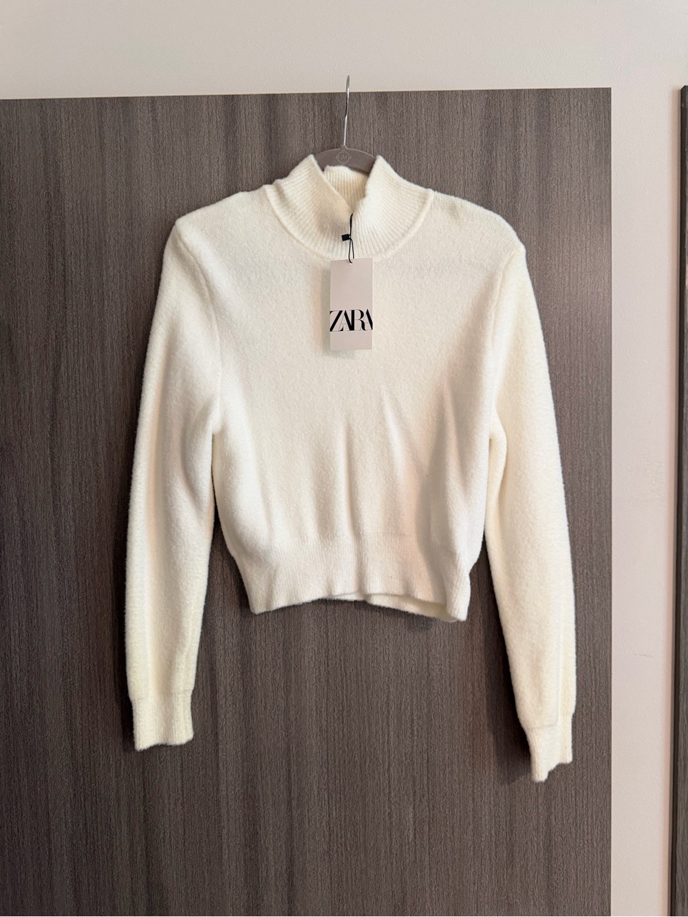NWT Zara Mock Neck Cropped Sweater